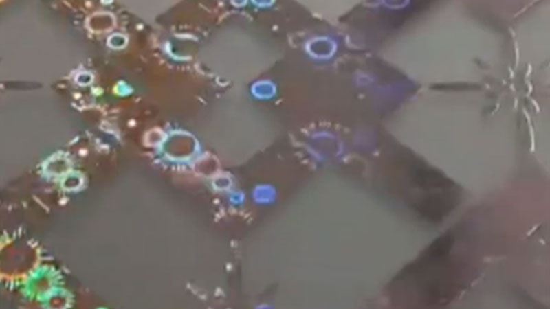 Verre avec film titane