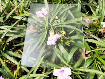 Vitrage traité anti-éblouissement