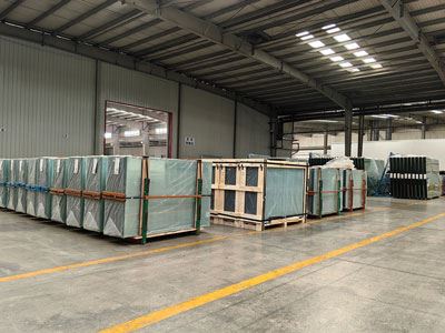 Vitrage automobile transparent